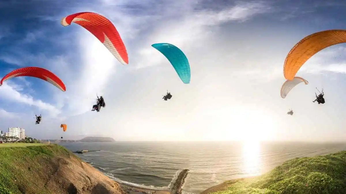 Paragliding