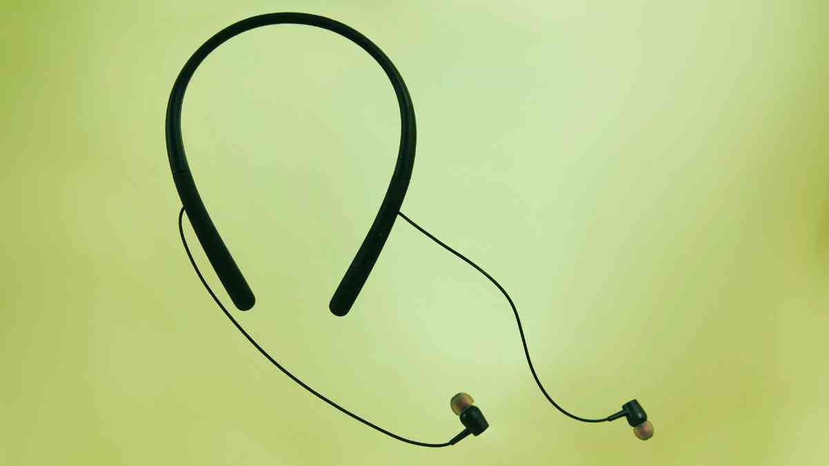Best Neckband Bluetooth Headphones For Calling