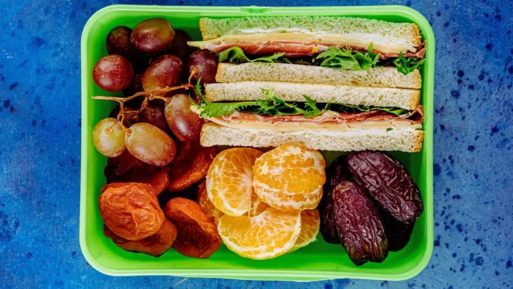 16 Best Road Trip Snacks To Stay Awake | Stay Awake and Energized